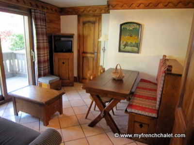 My French Chalet Apartments With 2 Bedrooms Available In Chamonix Superb Quality Fantastic Value Ski Chalets And Apartments To Rent Budget Luxury Standard Central Locations Short Breaks Weekends Also Available